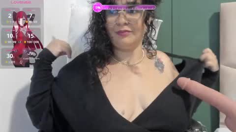 reginavegaa online show from 02.12.25