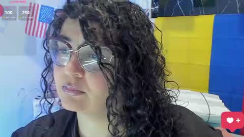 Snapshot of reginavegaa chatting on 06.17.26 reginavegaa online show from 06.17.26