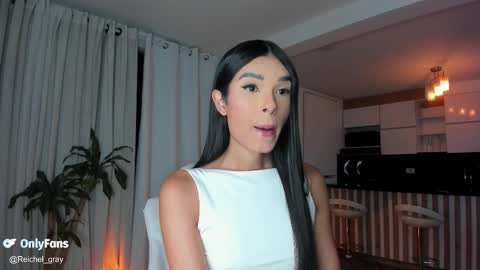 Snapshot of reichel_gray chatting on 10.13.25 REICHEL online show from 10.13.25