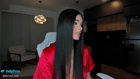 Snapshot of reichel_gray chatting on 10.26.25 REICHEL online show from 10.26.25