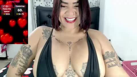 Snapshot of reichell_hot chatting on 12.19.24 reichell hot online show from 12.19.24