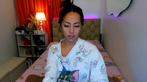 reighnempress online show from 02.03.25