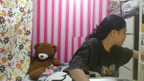 reign2525 online show from 11.20.25