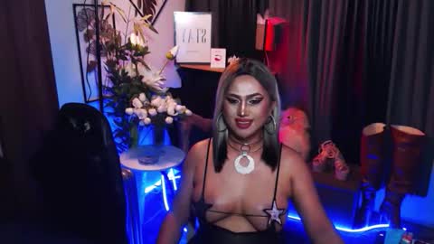 Snapshot of reigning_ivy chatting on 03.16.26 Red Ivy online show from 03.16.26