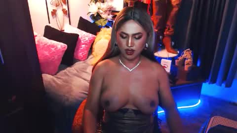 Snapshot of reigning_ivy chatting on 04.06.26 Red Ivy online show from 04.06.26