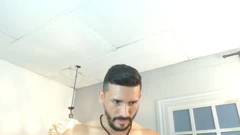 Snapshot of reiko_85_ chatting on 03.04.25 REIKO online show from 03.04.25