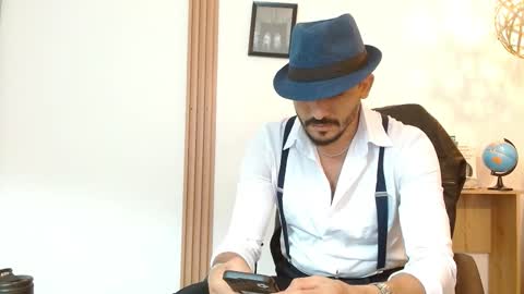 Snapshot of reiko_85_ chatting on 09.17.25 REIKO online show from 09.17.25