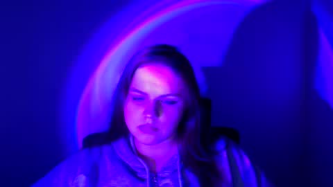 Reina online show from 12.22.25