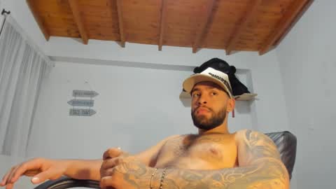 Snapshot of remy_sten chatting on 02.26.25 Rmy Steen online show from 02.26.25