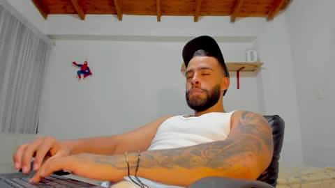 Snapshot of remy_sten chatting on 05.27.26 Rmy Steen online show from 05.27.26