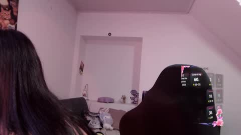 ren_yamashiro online show from 01.11.25