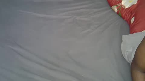 Snapshot of renal_queen chatting on 11.24.25 renal_queen online show from 11.24.25