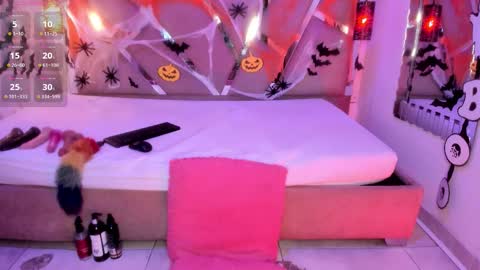 Renata online show from 10.15.25