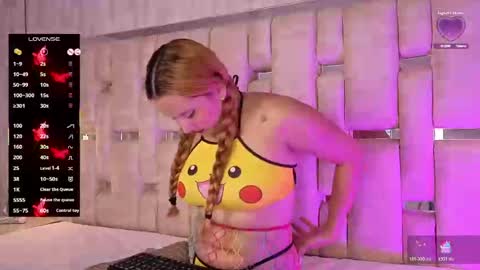 Renata online show from 11.27.25