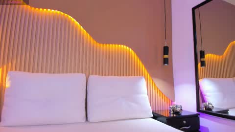 Renata online show from 03.26.26