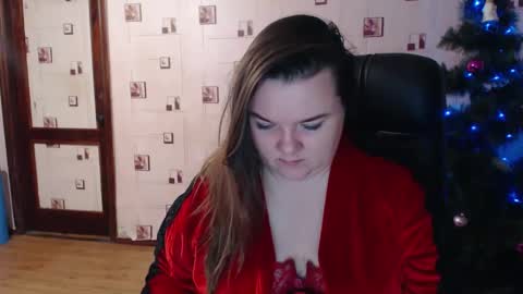 Snapshot of renataoia chatting on 01.06.25 renataoia online show from 01.06.25