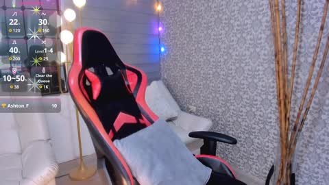 Renata Reyes online show from 12.14.24