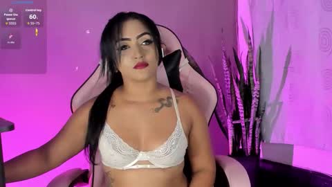 renatawilsom online show from 10.03.25