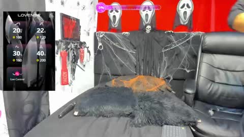 Snapshot of renatha_collins chatting on 10.22.25 Noah master Renatha slave online show from 10.22.25