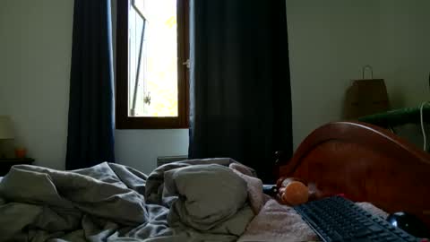 Renatta online show from 09.18.25