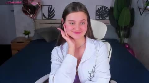 Renesmy online show from 03.16.26