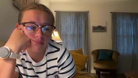 renimoonxo online show from 07.17.26