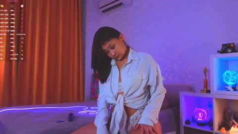 renochka online show from 10.10.25