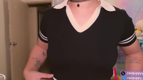 Snapshot of renpuppy chatting on 02.25.26 REN online show from 02.25.26