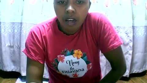 Snapshot of rephaleta chatting on 06.23.26 Rephaleta online show from 06.23.26