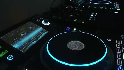 Snapshot of reticuli chatting on 12.12.24 GearPorn online show from 12.12.24