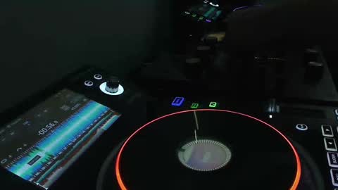 Snapshot of reticuli chatting on 10.12.25 GearPorn online show from 10.12.25