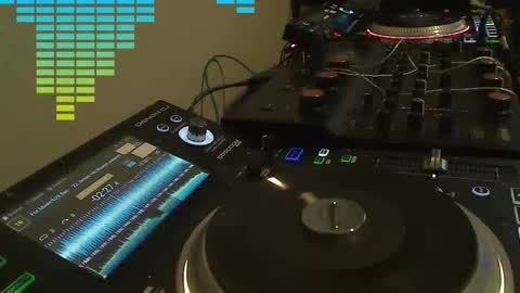 Snapshot of reticuli chatting on 02.02.26 GearPorn online show from 02.02.26