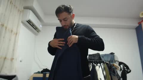 Chris online show from 02.12.25