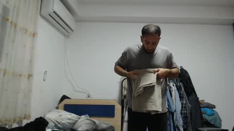 Chris online show from 10.21.25