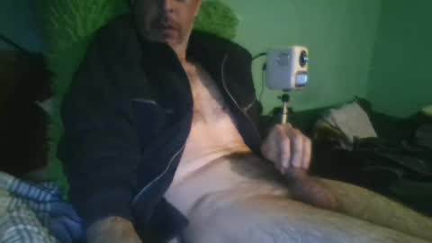 reyes_albert2006 online show from 02.17.25