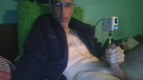 Snapshot of reyes_albert2006 chatting on 02.22.26 reyes_albert2006 online show from 02.22.26