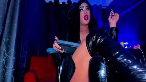 ROBERTA online show from 12.24.24