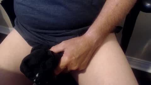 Snapshot of rh1429 chatting on 11.24.25 Trae online show from 11.24.25