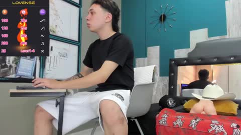 Snapshot of rhaegal_hot chatting on 12.14.24 Rhaegal online show from 12.14.24