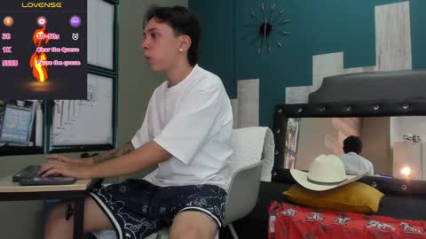 Snapshot of rhaegal_hot chatting on 01.13.25 Rhaegal online show from 01.13.25