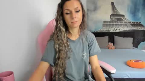 rheaetthan online show from 11.15.25