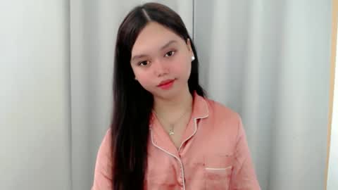 Snapshot of rhianne_fuckdoll chatting on 10.23.25 rhianne_fuckdoll online show from 10.23.25