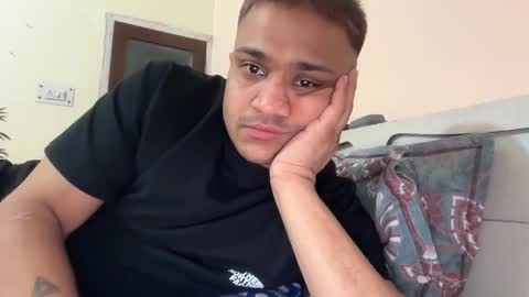 Snapshot of rhythmhates chatting on 10.19.25 Rhythm Hates online show from 10.19.25