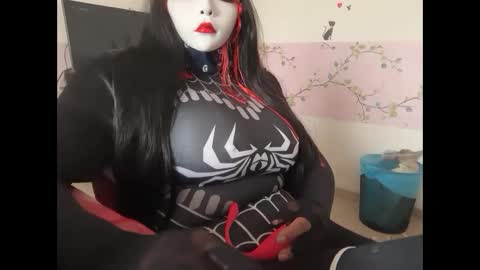 Snapshot of rhythmhates chatting on 11.02.25 Rhythm Hates online show from 11.02.25