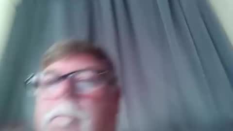 Snapshot of ri_tugger33 chatting on 05.05.26 ri_tugger33 online show from 05.05.26