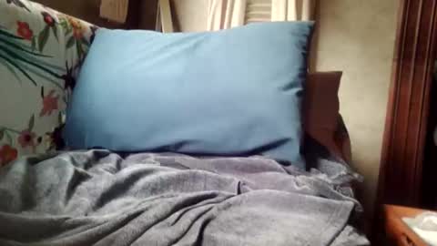 Snapshot of ri_tugger33 chatting on 05.27.26 ri_tugger33 online show from 05.27.26