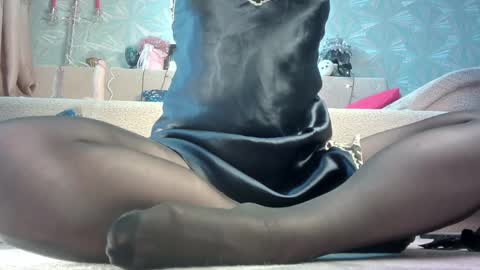 Snapshot of ria_32 chatting on 02.22.25 ria_32 online show from 02.22.25