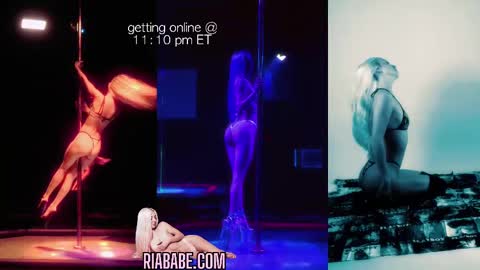 Snapshot of riababe chatting on 09.29.25 ria online show from 09.29.25