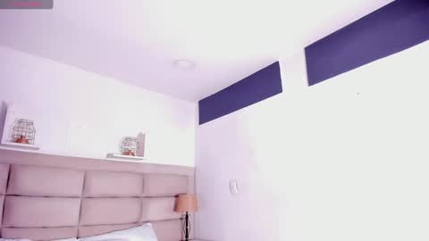 Snapshot of rianamanson chatting on 01.16.25 Riana online show from 01.16.25