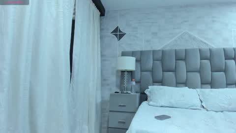 Snapshot of rianamanson chatting on 03.09.25 Riana online show from 03.09.25